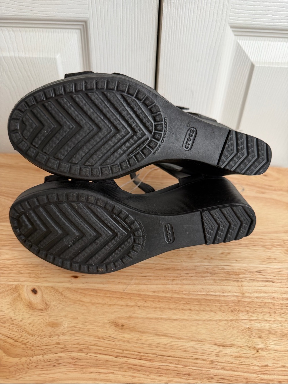 Crocs Leigh II Wedges Black Canvas Ankle Strap Sandals Y2K Minimalist Chic W7 - Picture 5 of 12